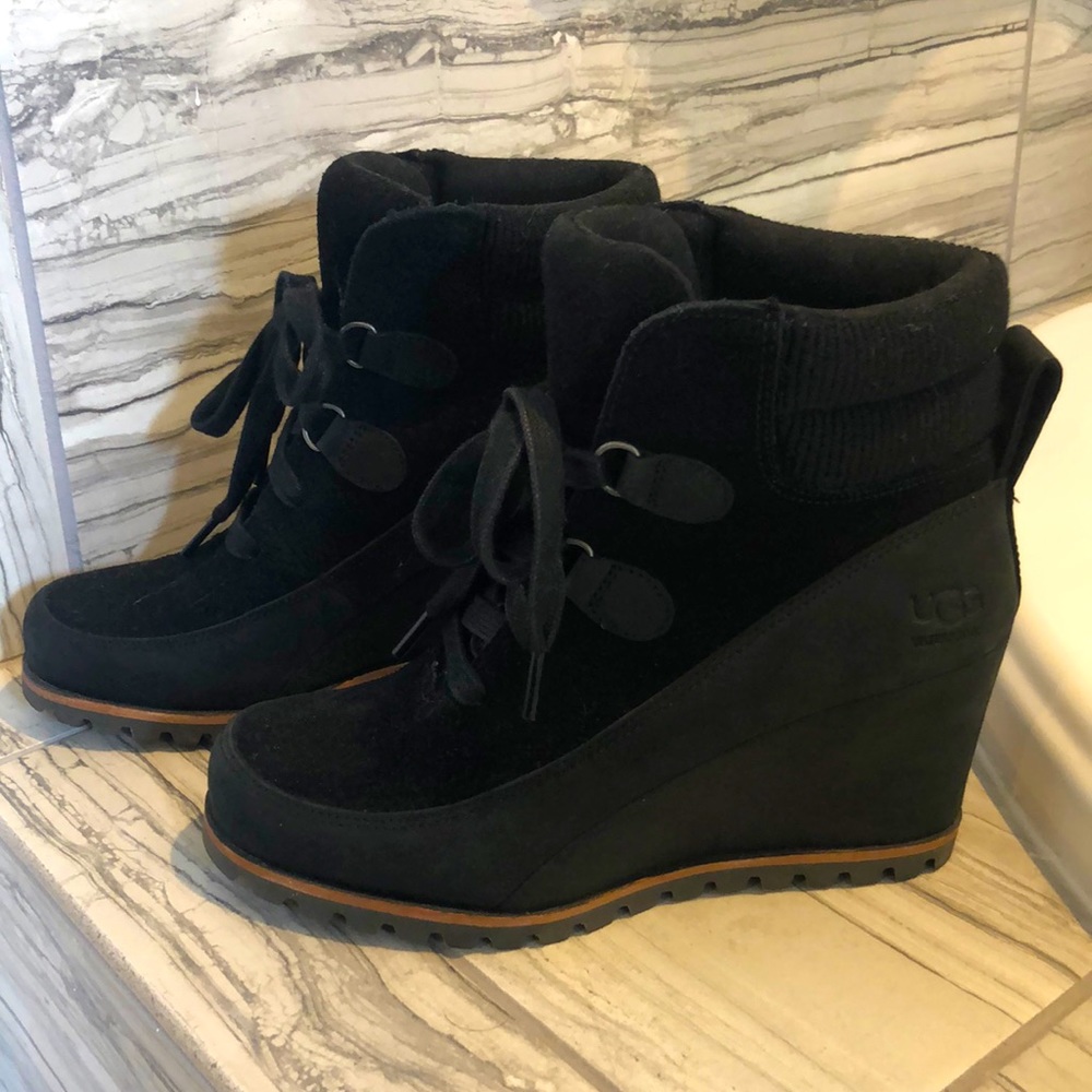 UGG Kriston Bootie